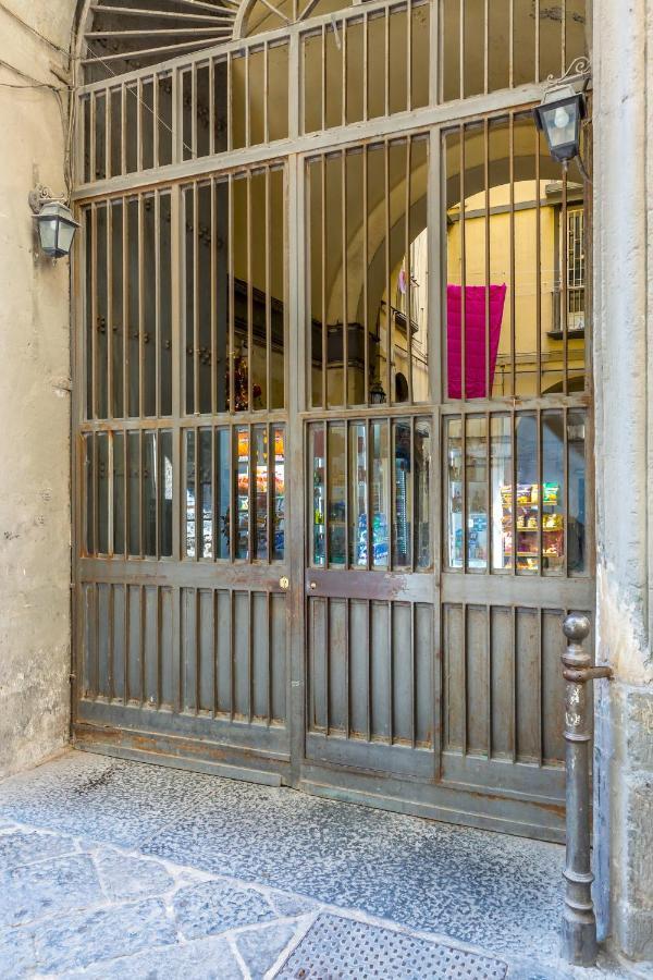 Apartamento Umberto'S Nest At Toledo Nápoles Exterior foto